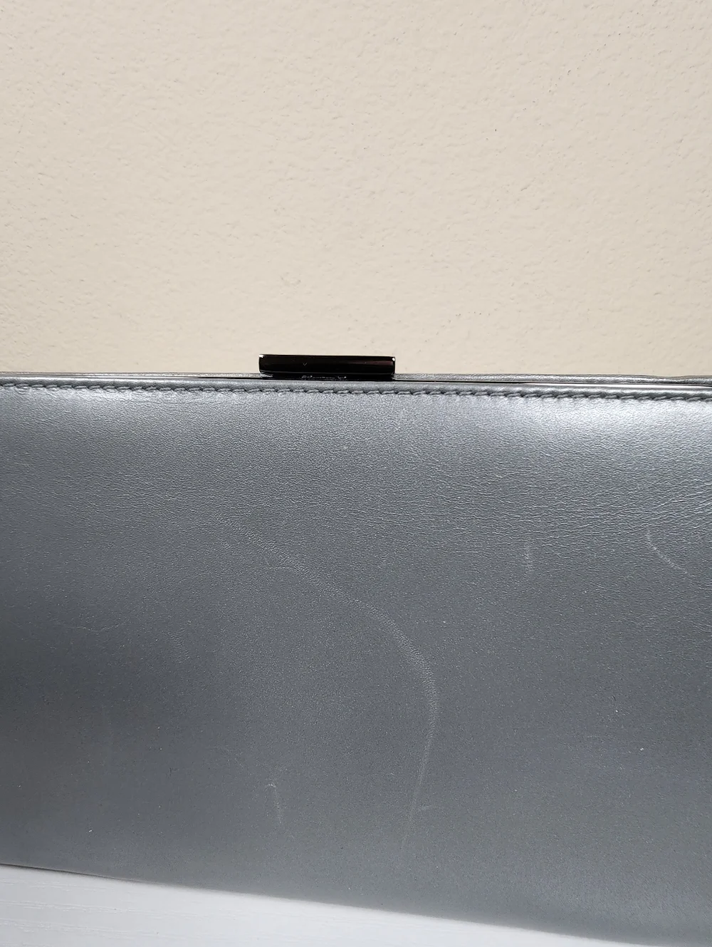 Vintage Coach Pearlized Clutch In Gray Nappa Leather